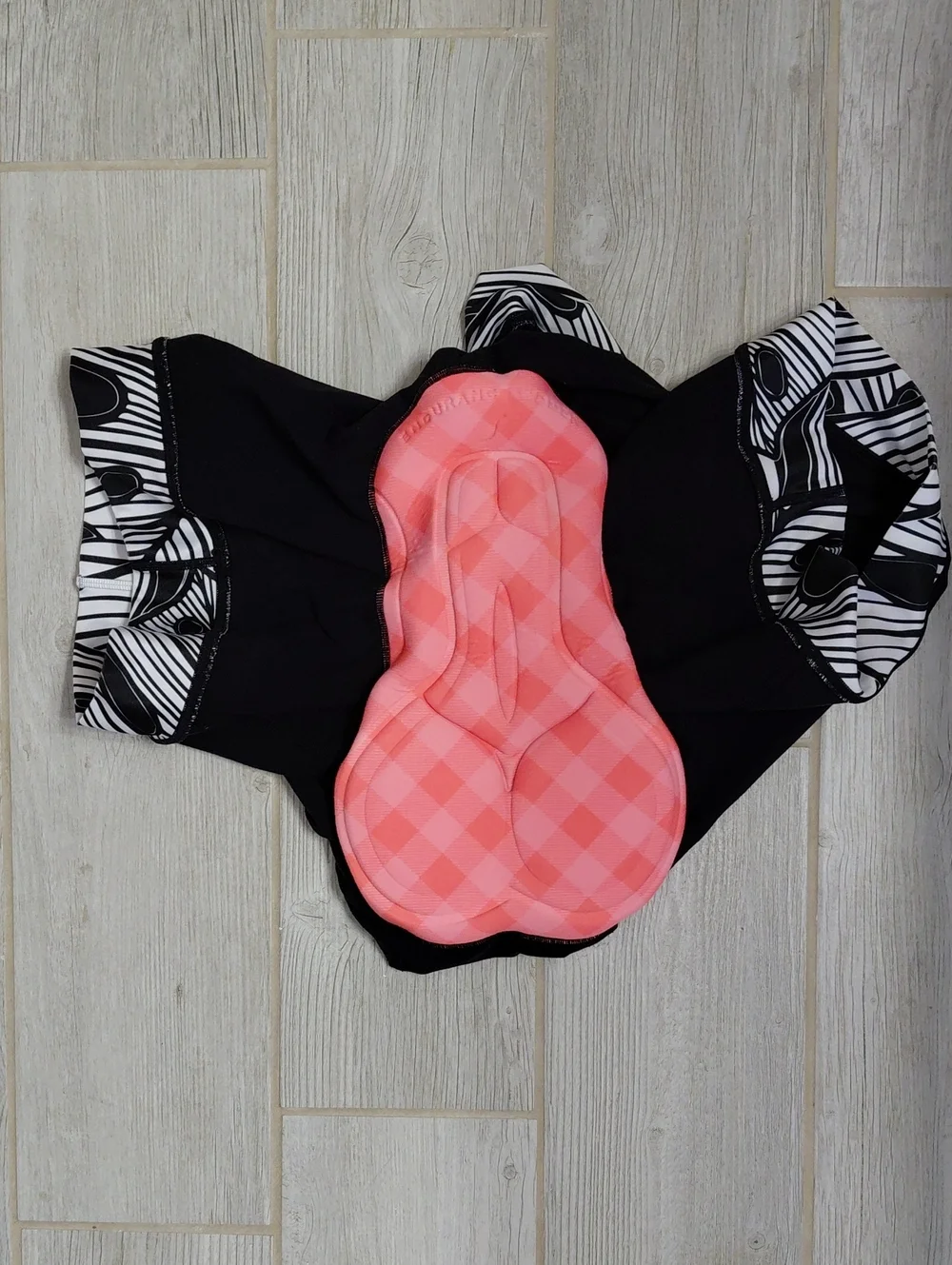 Shebeest Ultimo Short Banana Leaf Biking Shorts